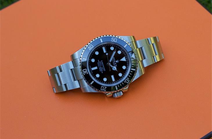 rolex submariner second hand
